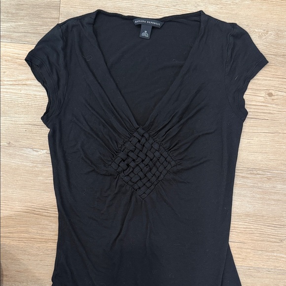 Banana Republic Black Short-Sleeve V-Neck Top with Woven Front Panel - Picture 5 of 6